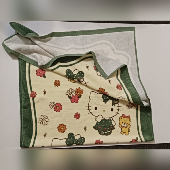 Hello kitty Sanrio bath towel - Picture 4 of 4